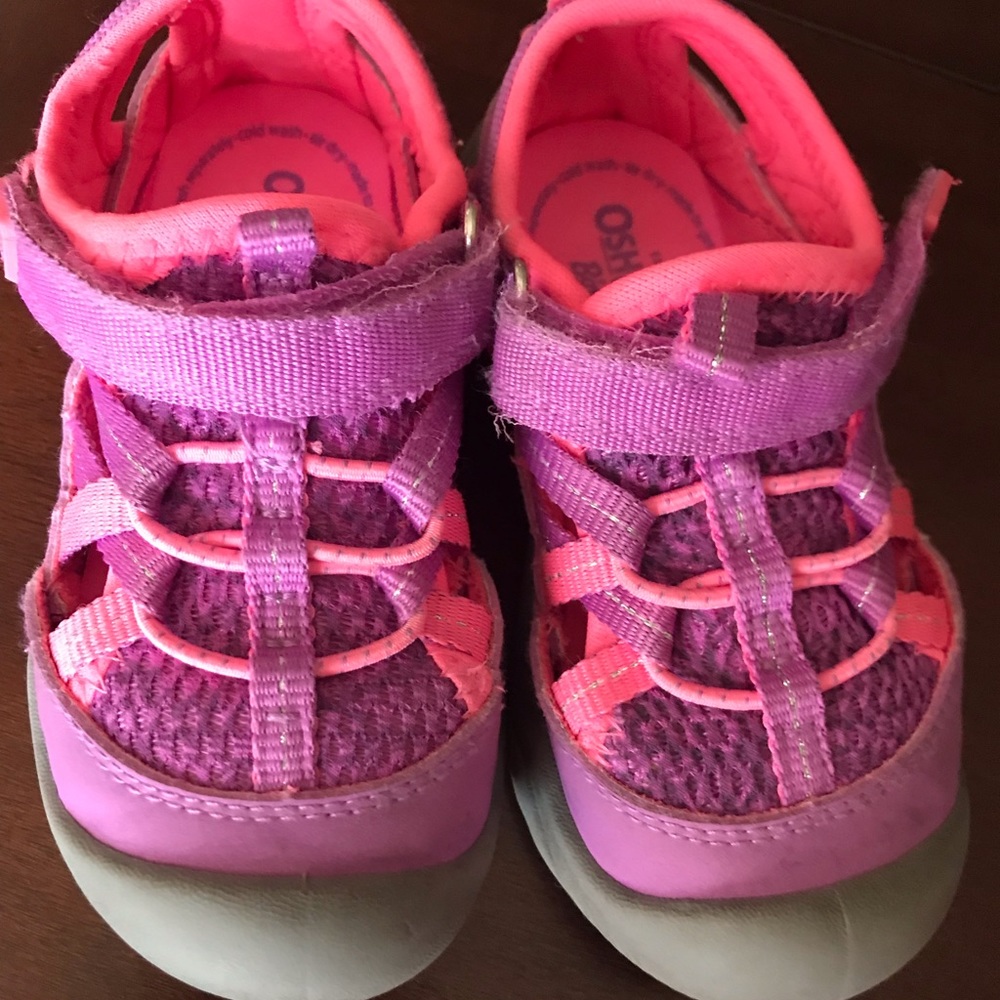 Girls sandal shoe